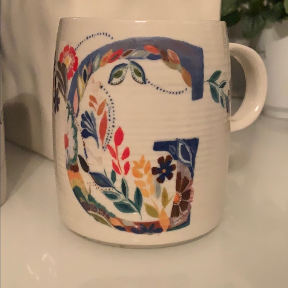 Anthropologie G initial mug